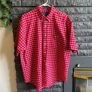 Towncraft wrinkle free men’s button down shirt size L Red
